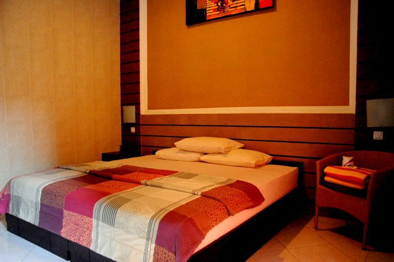 Hotel Denays House Jimbaran Zimmer foto